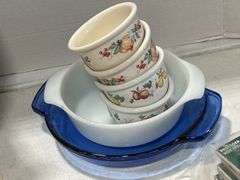 DECORATIVE TRIVETS, GLASS PIE PLATE & BOWLS