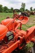 ALLIS CHALMERS 'WD' TRACTOR