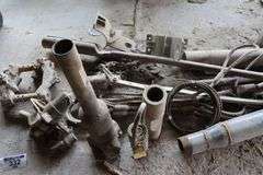 WELL DRILLING PIPES, FITTINGS, PARTS, CHAIN ETC