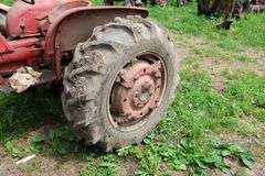 ALLIS CHALMERS D12 SERIES I TRACTOR