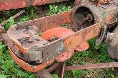 ALLIS CHALMERS TRACTOR FRAME