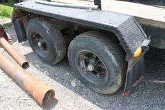 1977 HOMEBUILT TANDEM AXLE 20' PIPE TRAILER