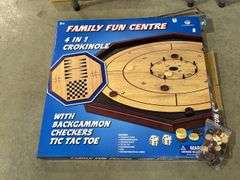 FAMILY FUN CENTRE 4 IN 1 CROKINOLE BOARD WITH MEN