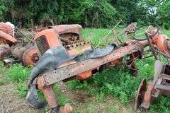 ALLIS CHALMERS TRACTOR FRAME