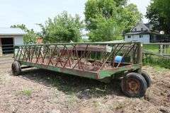 20' BALE FEEDER WAGON