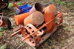 ALLIS CHALMERS 'G' TRACTOR & PLANTER