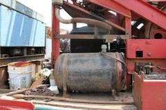1975 FORD TRUCK & BUCYRUS ERIE 22-W DRILL