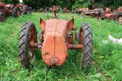 ALLIS CHALMERS 'G' TRACTOR