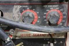 LINCOLN ELECTRIC WIRE-MATIC 255 CONSTANT VOLTAGE DC ARC WELDING POWER SOURCE & WIRE FEEDER