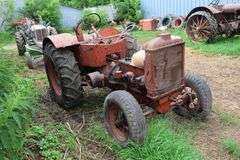 ALLIS CHALMERS 'U' TRACTOR