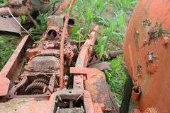 ALLIS CHALMERS TRACTOR FRAME