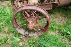 ALLIS CHALMERS UNITED TRACTOR