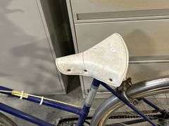 VINTAGE UNIVAL LADIES BICYCLE
