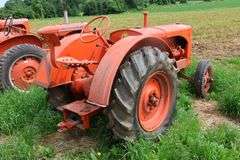 ALLIS CHALMERS 'WF' UNSTYLED TRACTOR