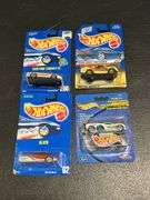 GROUP OF ASSORTED HOT WHEELS CARS