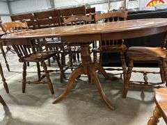 PEDESTAL TABLE WITH SIX CHAIRS AND TWO LEAVES - WITH LEAVES 64"X42"X30"
