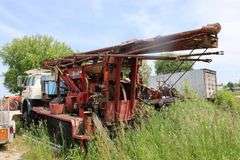 1975 FORD TRUCK & BUCYRUS ERIE 22-W DRILL