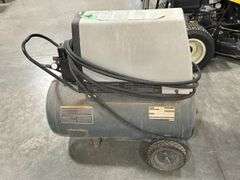 CHARGE AIR PRO 20 GALLON AIR COMPRESSOR