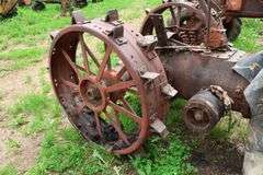 ALLIS CHALMERS UNITED TRACTOR