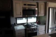 2021 ALLIANCE PARADIGM 370FB CAMPER TRAILER