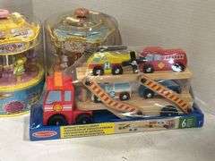 2 MUSIC N' MOTION CAROUSELS, MELISSA & DOUG VEHICLE CARRIER & RICHELIEU ANIMAL FIGURINES