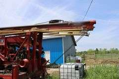 1983 GMC 7000 TRUCK & BUCYRUS ERIE 22W DRILL