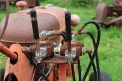 ALLIS CHALMERS 'B' TRACTOR WITH HYDRAULIC UNDER MOUNT
