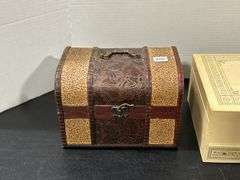 NESTING TRUNKS & JEWELRY BOX