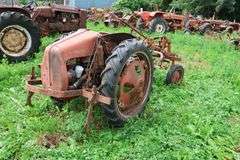 ALLIS CHALMERS 'G' TRACTOR