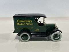 ERTL HEMMINGS MOTOR NEWS 1923 CHEVY 1/2 TON TRUCK BANK - 1//25