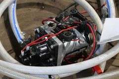 SHURFLO PUMP WITH HOSE