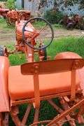 ALLIS CHALMERS 'B' ON STEEL TRACTOR
