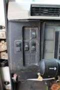 2001 INTERNATIONAL 8100 TANDEM AXLE ROLL OFF TRUCK