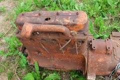 ALLIS CHALMERS TRACTOR FRAME