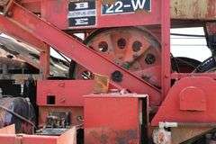 1975 FORD TRUCK & BUCYRUS ERIE 22-W DRILL
