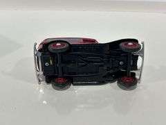 ERTL CLASSIC MOTORBOOKS 1932 PANEL DELIVERY BANK - 1/25