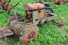 ALLIS CHALMERS TRACTOR FRAME