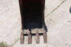 KUBOTA 14" BUCKET