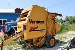 2015 VERMEER REBEL 5420 ROUND BALER