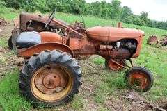 ALLIS CHALMERS 'B' TRACTOR