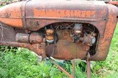 ALLIS CHALMERS 'B' TRACTOR