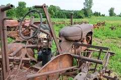 ALLIS CHALMERS 'C' STEEL WHEEL TRACTOR WITH CULTIVATOR
