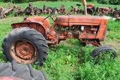 ALLIS CHALMERS D14 TRACTOR