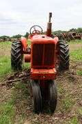 ALLIS CHALMERS 'WD' TRACTOR