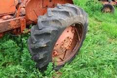 ALLIS CHALMERS 'WD' TRACTOR