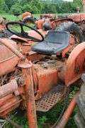 ALLIS CHALMERS D14 TRACTOR & LOADER
