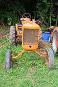 ALLIS CHALMERS B250 TRACTOR