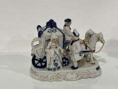 GROUP OF CERAMIC FIGURINES