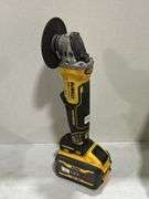 DEWALT 60 VOLT CORDLESS GRINDER WITH BATTERY - NO CHARGER