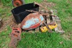 ALLIS CHALMERS D15 SERIES II TRACTOR